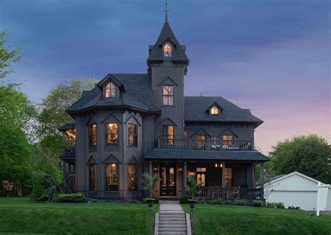 gothic homes for sale usa.